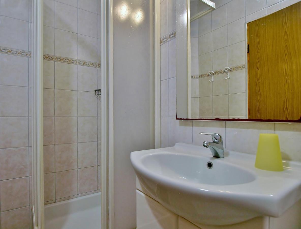 Apartments Eufemija Раб Екстериор снимка