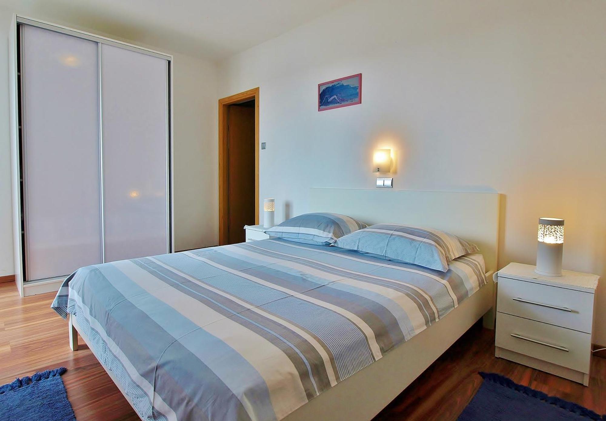 Apartments Eufemija Раб Екстериор снимка