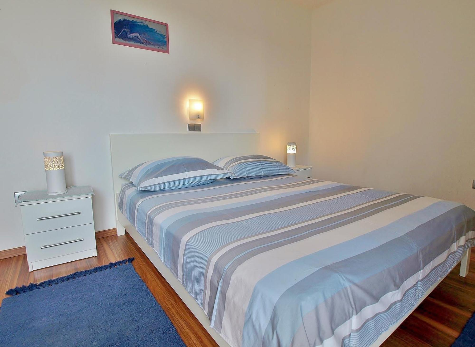 Apartments Eufemija Раб Екстериор снимка